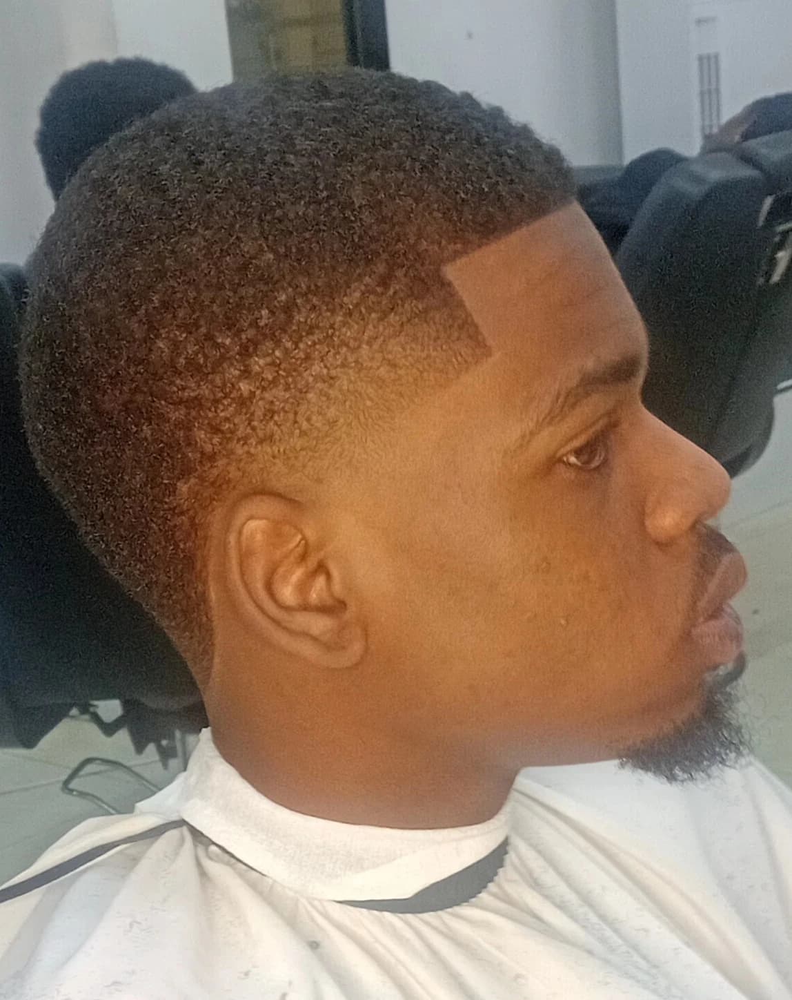 Azubike's Cutz