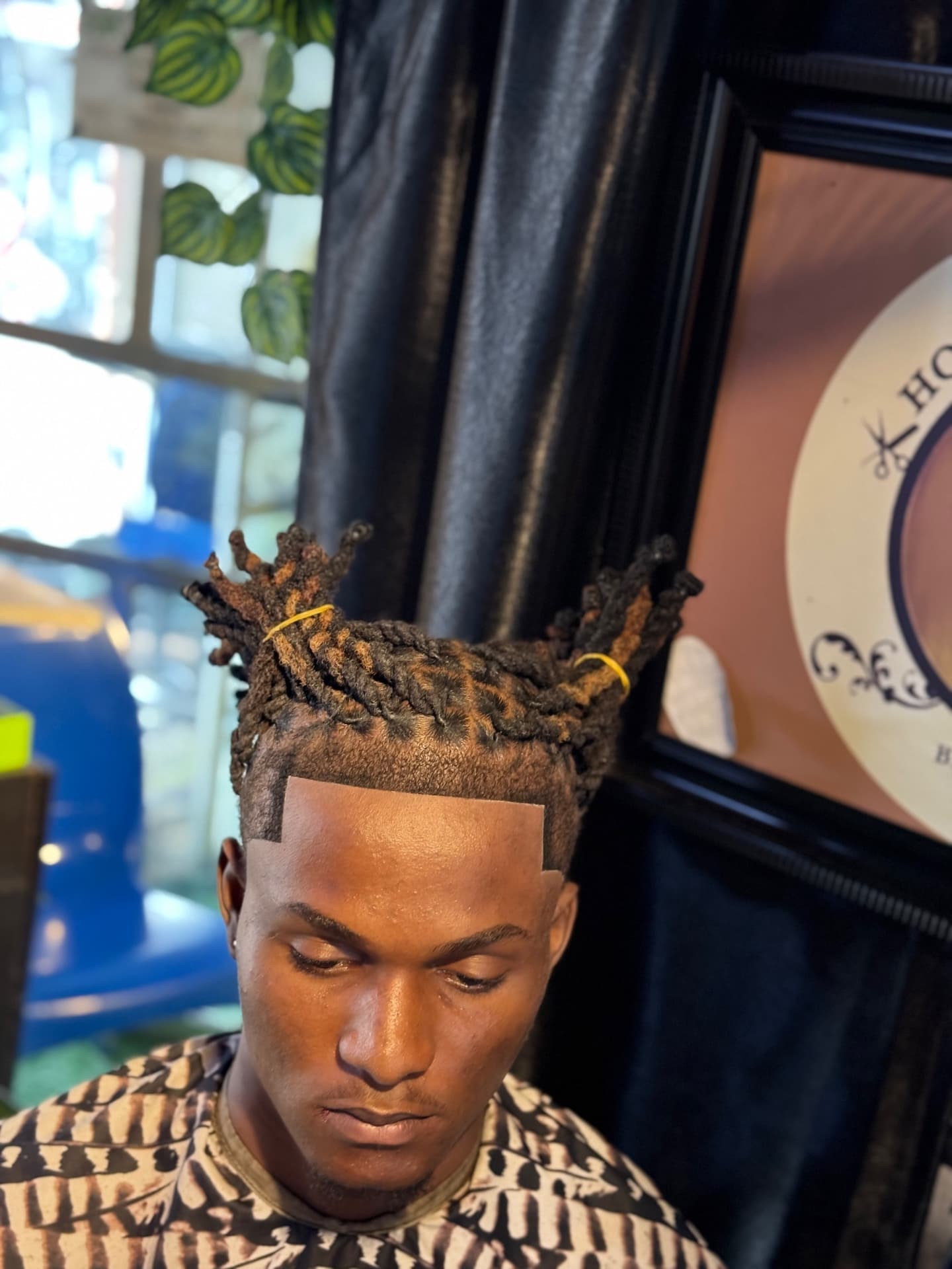 House of Hairguru profile