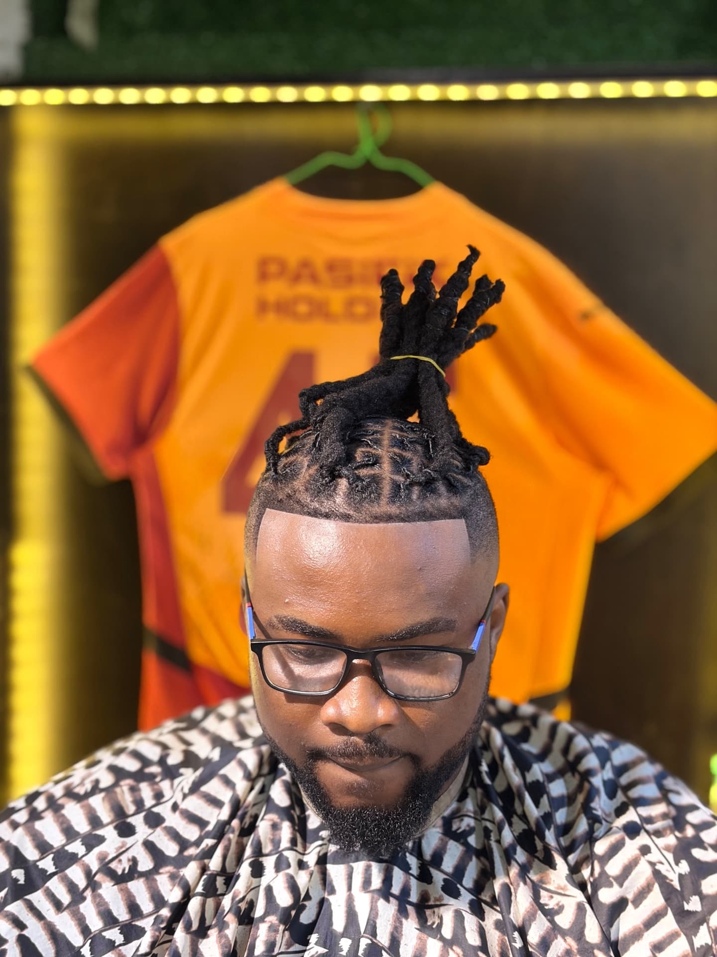 House of Hairguru