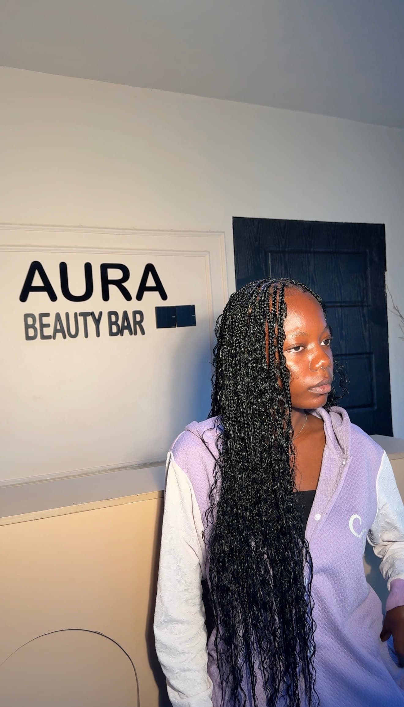 Aura Beauty Bar
