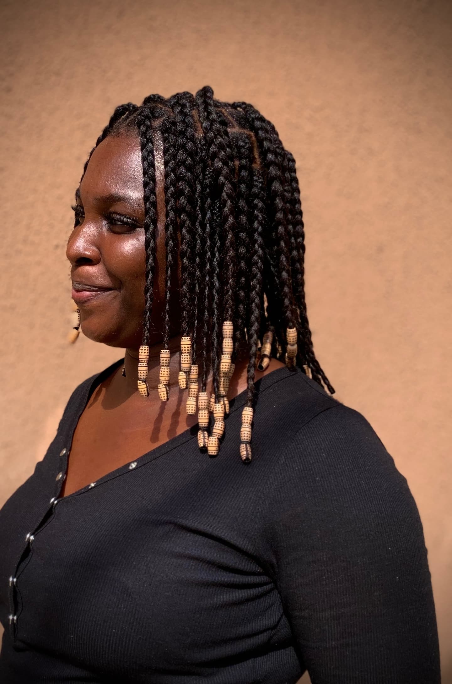 Miracle knots, Cornrows, locs, braids…