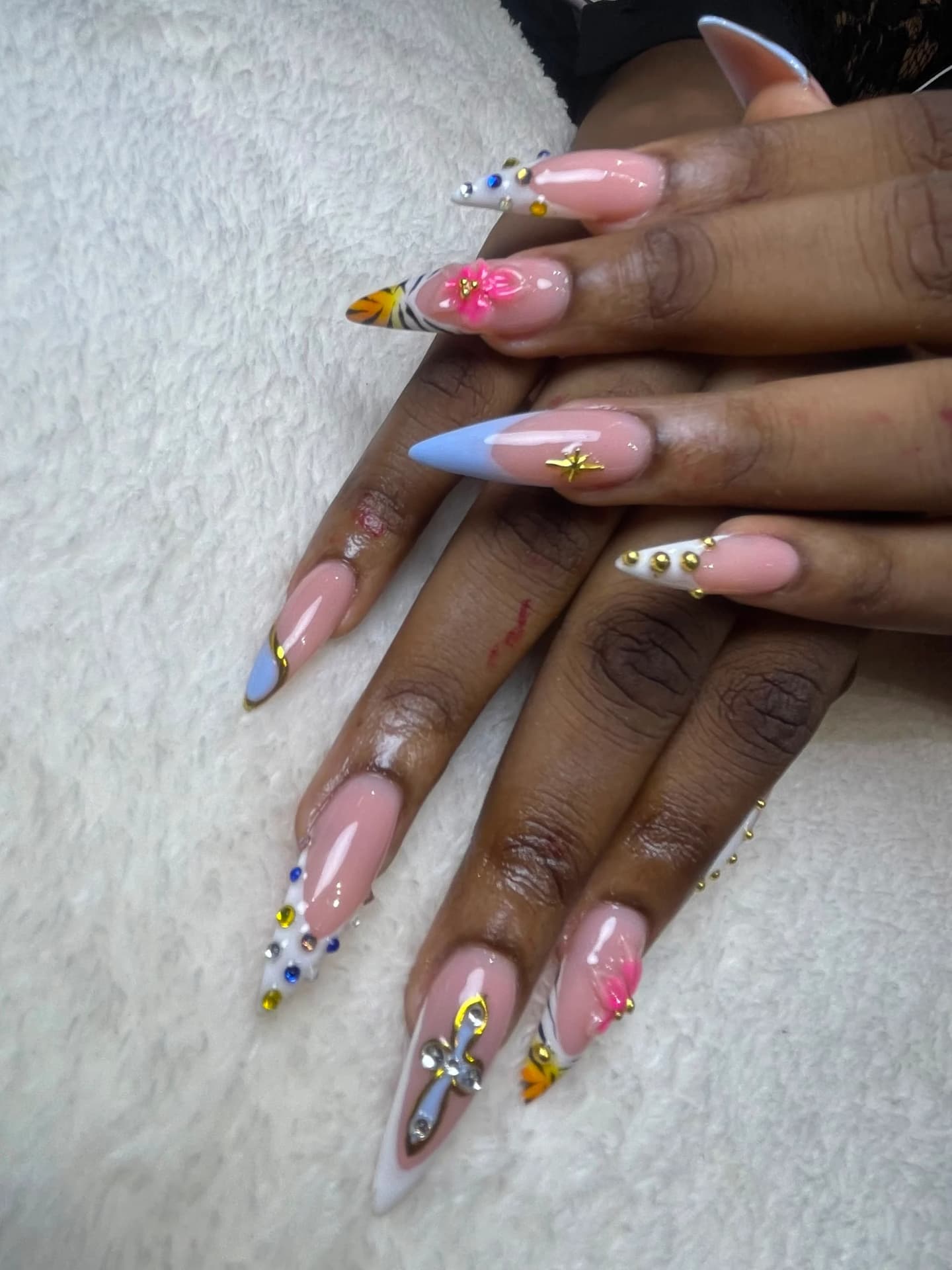 Happy_nails_haven
