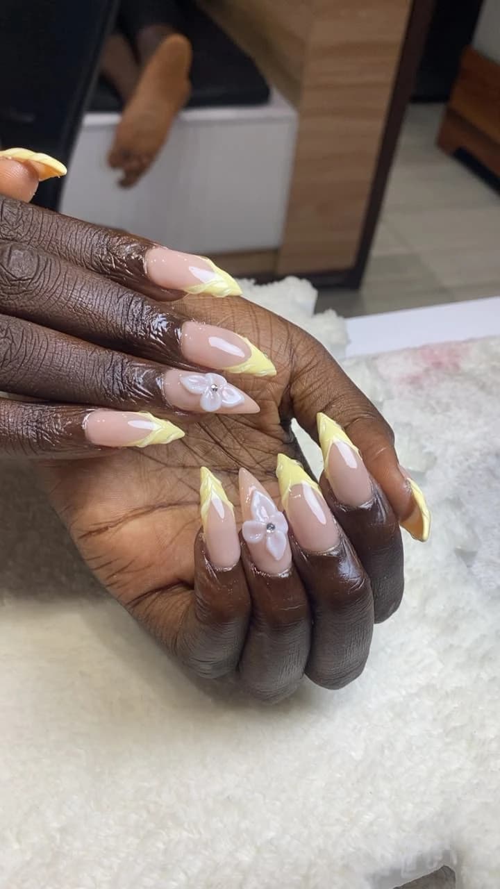 Happy_nails_haven