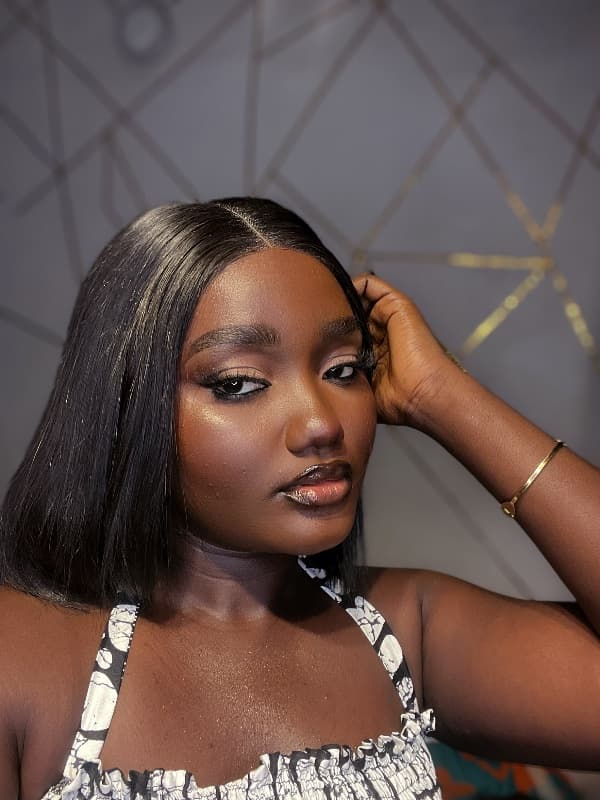Mindy brows profile