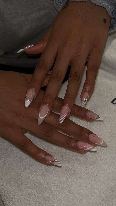 Esthernaildit profile
